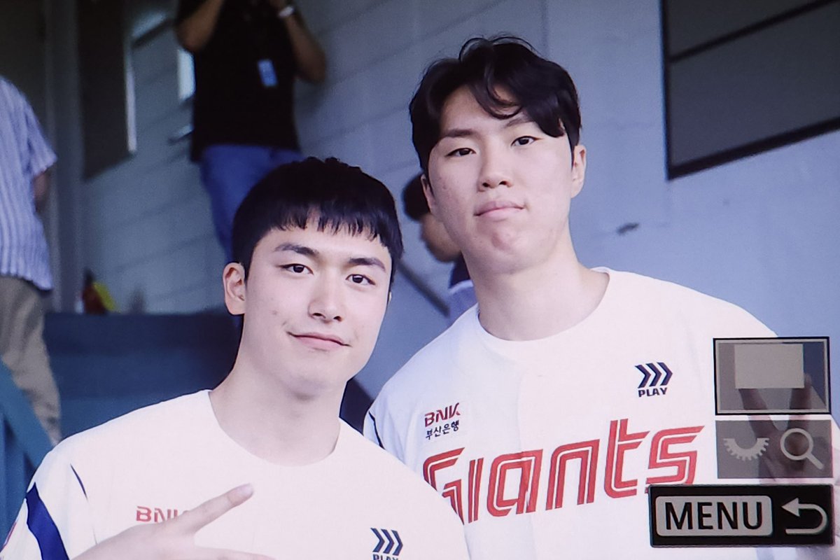 이우석 짱 박무빈 짱
그리고 트루언니 제일 짱

#이우석 #박무빈