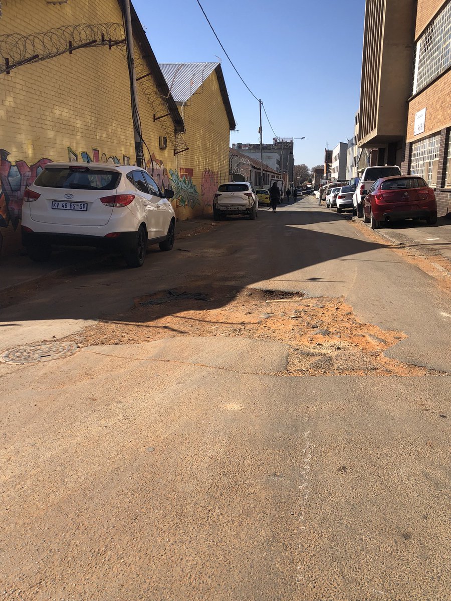 OfficialYards's tweet photo. @MyJRA Corner of Frere Road and Viljoen street in Lorentzville.  Please reinstate an old repair. https://t.co/BWUNYMD7iN