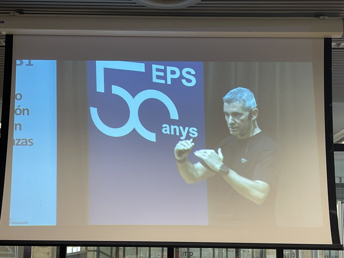 Auditori del <a href="/ParcUdG/">ParcUdG</a> ple per escoltar en Xavier Pujolar explicant la Formula1 “per dins”. Enginyeria a tots nivells i especialitats en estat pur. Tot un #orgulludg per aquest <a href="/UdGAlumni/">UdG Alumni</a> del nostre centre.