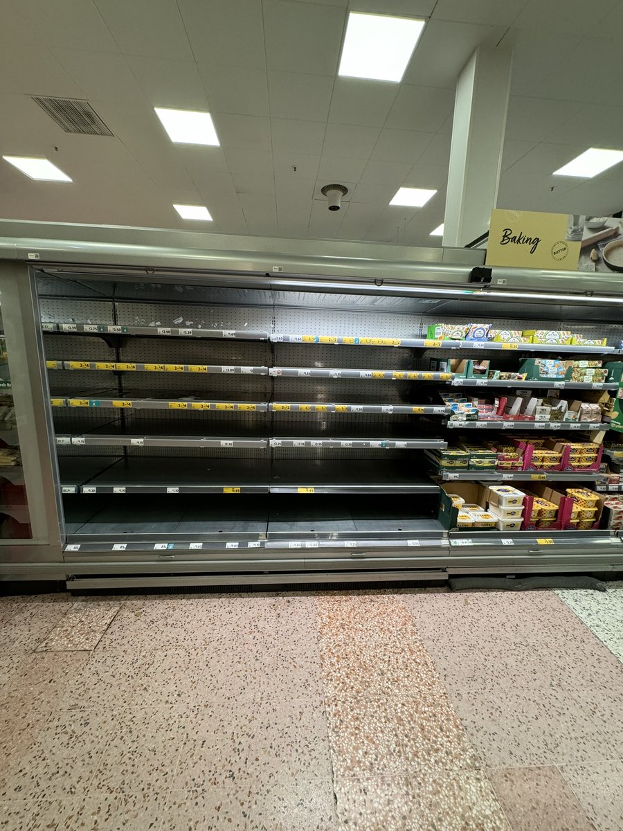 jamiemcbride87's tweet photo. I love being able to pop into @Morrisons, such a fantastic selection, conveniently available. Sarcasm aside, this is your Edinburgh Portobello Road store, and this is pretty bloody ridiculous and not uncommon. Can’t believe the decline in the store over the last couple of years. https://t.co/ucRou4iRI8