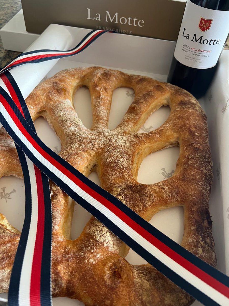 Cathy Marston (@cathymarston) on Twitter photo Do you know what a fougasse is? Nope, me neither till one arrived at my door courtesy of the lovely folk <a href="/LaMottewine/">La Motte</a>. Chewy, yummy ciabatta-like bread to go with good cheese & a bottle of Millennium. Thank you folks! Do you know what a fougasse is? Nope, me neither till one arrived at my door courtesy of the lovely folk <a href="/LaMottewine/">La Motte</a>. Chewy, yummy ciabatta-like bread to go with good cheese & a bottle of Millennium. Thank you folks!