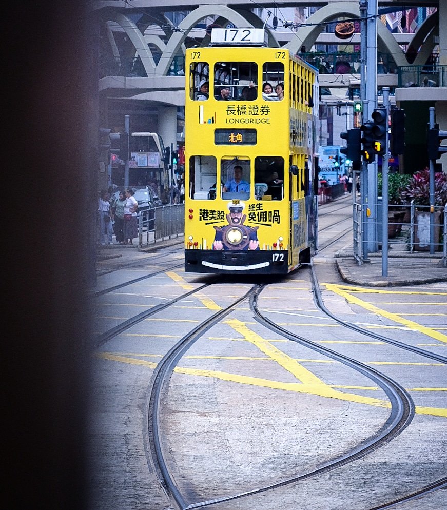 loban's tweet photo. Caution Slippery...🚋⚠️ #hkig #discoveryhongkong #nightphotography #streetphotography #tram #hkiger #hongkongtram #tramstop #hongkonginsta #hongkonglife #hktram #tramway #電車 #電車倶楽部 #under_the_sign_hongkong https://t.co/6kmYF71EgO