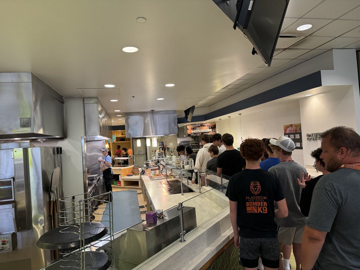 ENRangerfootbal's tweet photo. Little fuel for day 2. LETS GOOOOO! 💪🏻🏈⁦@NorthNews123⁩ ⁦@WESchools⁩ https://t.co/gGqwXmFtgR