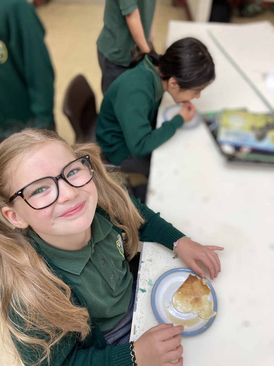 Miss CS and Mrs MY tweet media