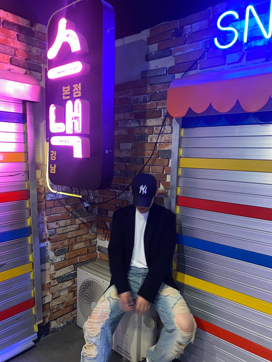 heechan2022's tweet photo. #꾸벅 https://t.co/wlxNm0Srjp
