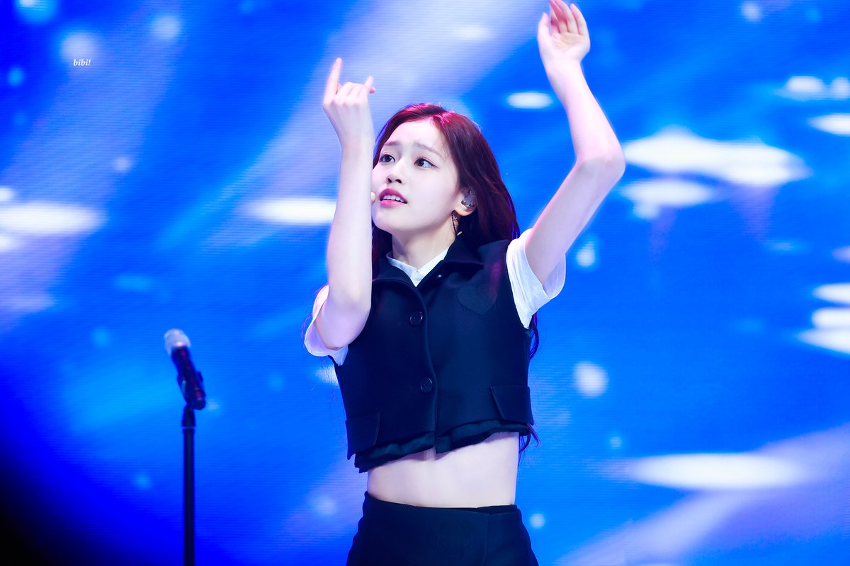 240704 HQ

#정세비 #JEONGSAEBI #이즈나 #izna