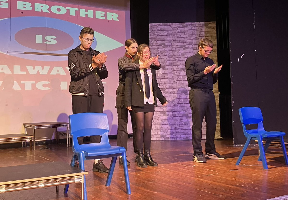 SRA Drama (@sradramadept) on Twitter photo 