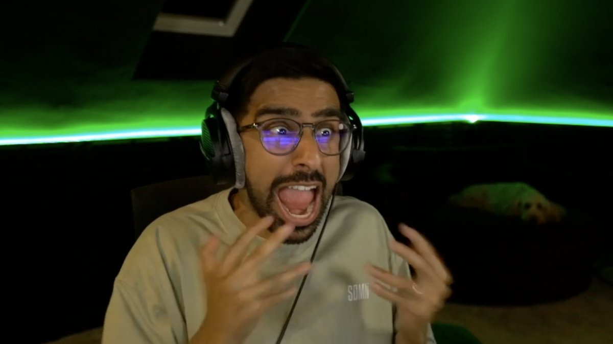 CHIPFAT_'s tweet image. This week sidemen among us unlocks new levels of vikkstar rage the likes of which you've never seen before (can't say the same for Ralph he looks fairly used to it)