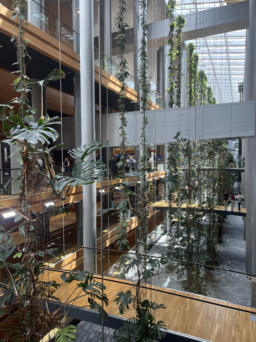 Agnès Leroux tweet media