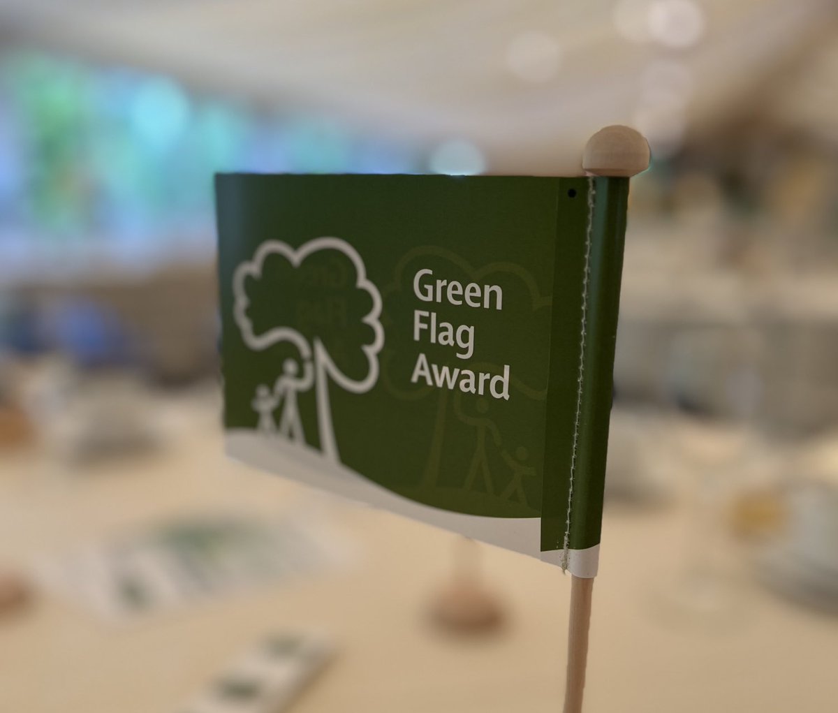 hlbingham's tweet photo. Great to be ⁦@CoombeAbbey⁩ for the #GFA2024 #LoveParks ⁦@KeepBritainTidy⁩ https://t.co/3POX0CCDoR