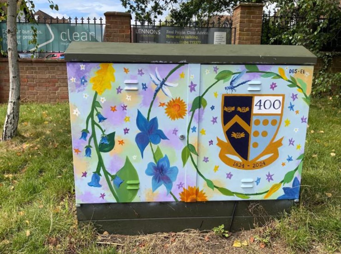 GeorgeHBaxter's tweet image. 💐Great Art celebration of @ChallonersGS 400th Year @DCGSSchCaptains 💐