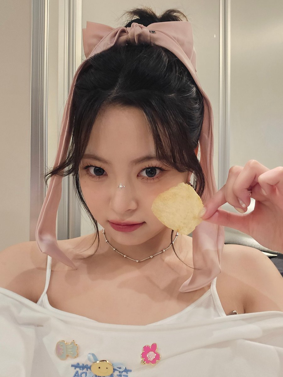 eunchae tweet media