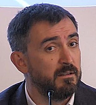 sisifofito's tweet photo. @iruizquintano @carisimolider Resentidos militantes
es requisito laboral
Intoxicar a las masas por todos los medios
Hay teta para los de dentro y para los #mongolo's de importación
La pregunta es cómo ante tan incómoda verdad
el tenderete sigue en pie
con riego incesante de sangre fresca y 💵 verdes https://t.co/QUCTkdlShJ