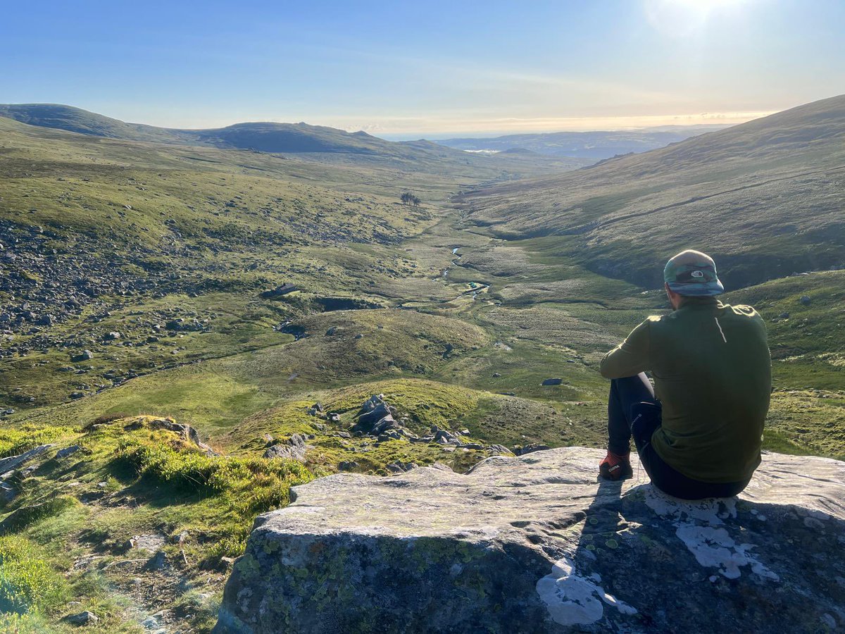 adventure_wales's tweet photo. #golddukeofedinburgh #walkingexploring the incredible #snowdonianationalpark outdoor education at its best inspiring young people to love and respect the outdoors https://t.co/PlO09mYQSU