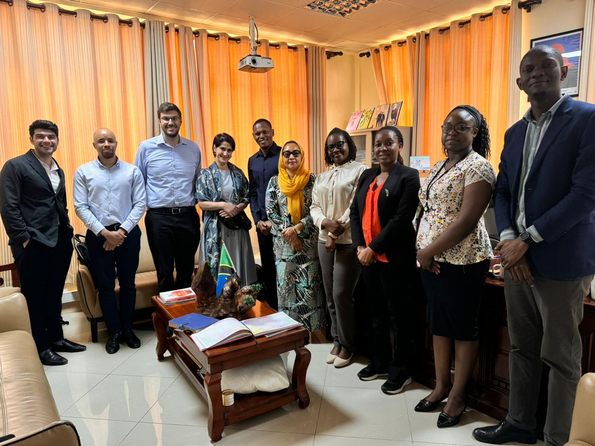 Representatives from the Ellison Institute of Technology (EIT) and the Bill &amp; Melinda Gates Foundation (BMGF) visited SerenOx Africa and MUHAS and discussed, amongst other things, potential collaborations to establish clinical trial infrastructure in Tanzania.
16-07-2024