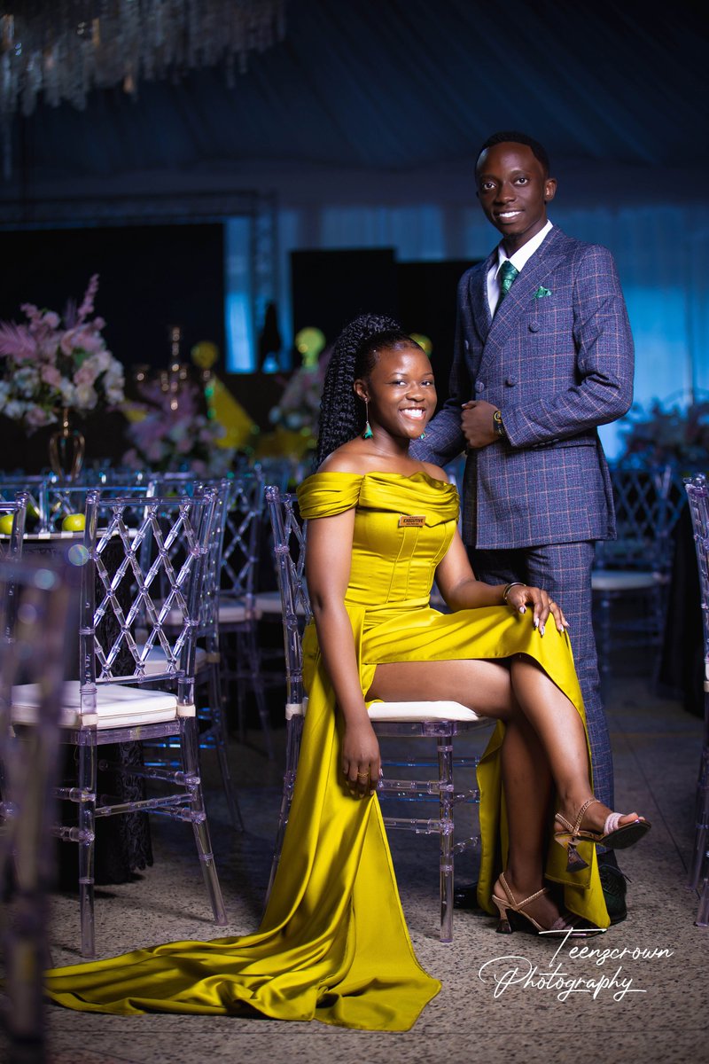 TeenzCrown's tweet image. ✨Elegance in every step, grace in every glance. Celebrating love and style at Seeta High School Prom 2024. 🌟

#TeenzCrown #PromMagic #Uganda #Prom2024 #HighSchool #Fashion #Lifestyle