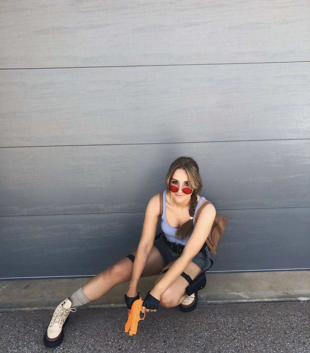 Back in my Lara Croft era twitch.tv/kateyjayyx