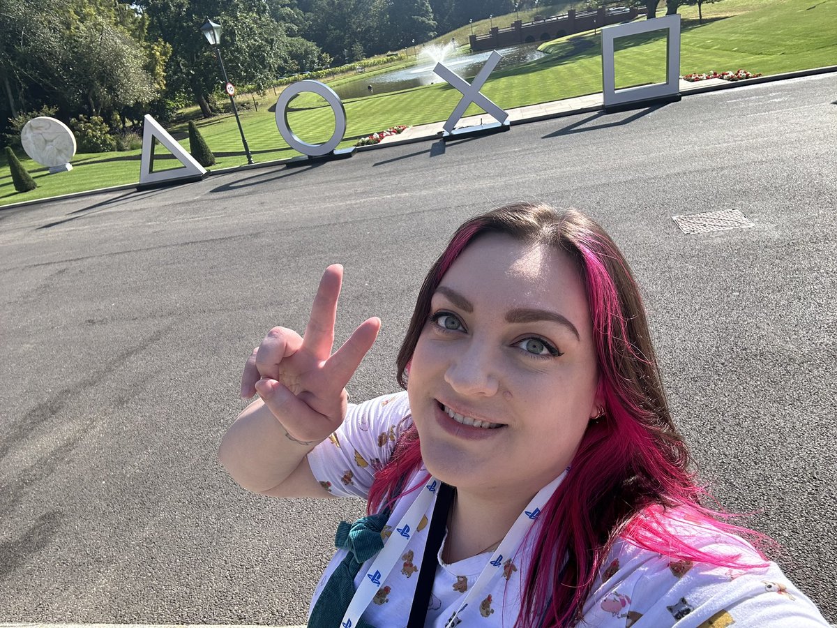 Sarah Burns tweet media