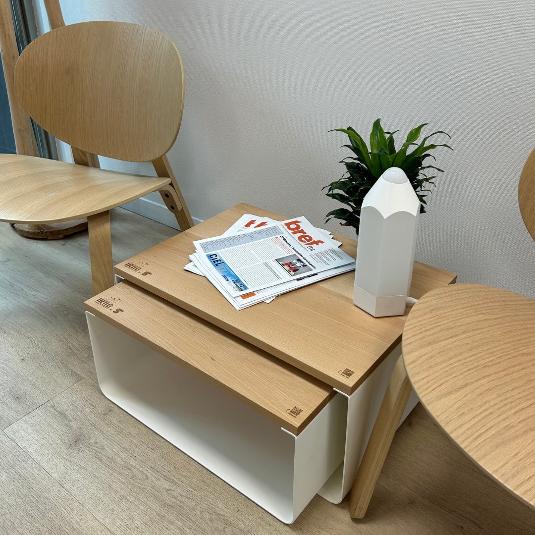 IRIIG_Lyon's tweet photo. 🎓 Nous sommes fiers de vous présenter une petite part de notre mobilier responsable et engagé ! 
- Des tables basses artisanales Siage
▶️ https://t.co/m0gPw8ks7P
- Du mobilier aux couleurs d'IRIIG La Ligne Vertuose
▶️ https://t.co/1Of8SZ7ZPp
#WeAreIRIIG #EnjoyImpact #Innovation https://t.co/dk3pFyCNot