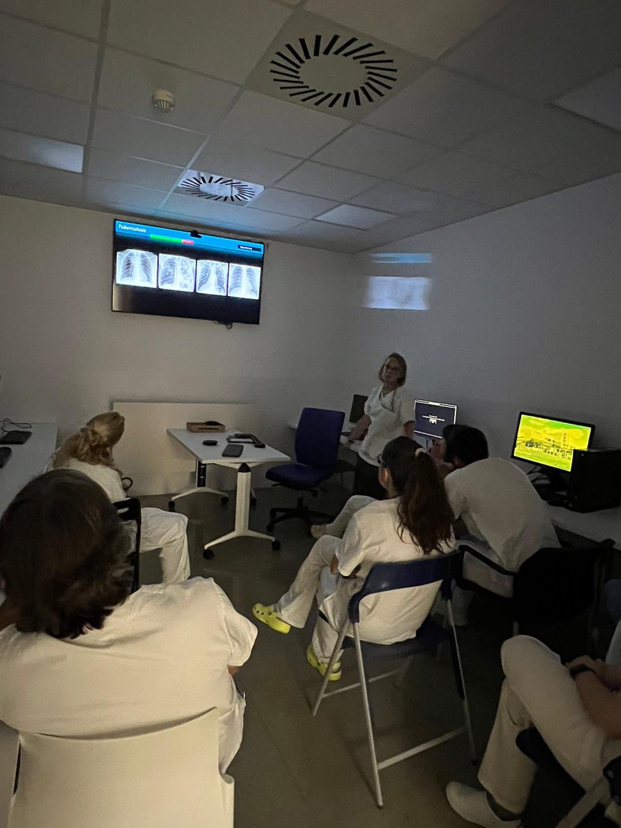 Servei d’Urgències Parc Taulí (@urgencies_tauli) on Twitter photo Avui a la #sessióclinica <a href="/urgencies_tauli/">Servei d’Urgències Parc Taulí</a> sessió de #rxtbc a càrrec de la Dra Castañer metgessa adjunta de #radiologia <a href="/parctauli/">Consorci Corporació Sanitària Parc Taulí</a>
#formaciócontinuada
#SomUrgències
#SomTaulí Avui a la #sessióclinica <a href="/urgencies_tauli/">Servei d’Urgències Parc Taulí</a> sessió de #rxtbc a càrrec de la Dra Castañer metgessa adjunta de #radiologia <a href="/parctauli/">Consorci Corporació Sanitària Parc Taulí</a>
#formaciócontinuada
#SomUrgències
#SomTaulí