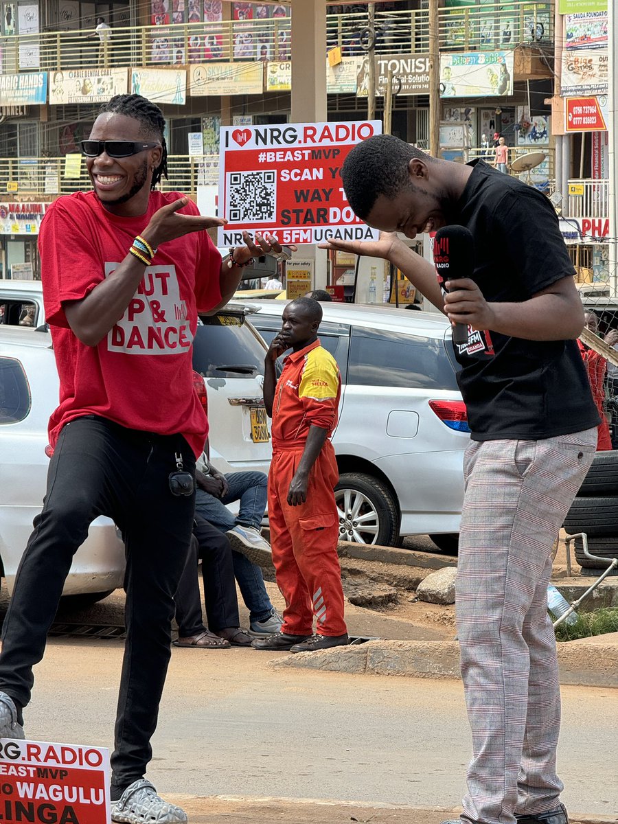 nrgradioug's tweet photo. Catch the vibe At 📍Mbuya and capture that moment.
If you aspire to be an MC, make sure you seize the opportunity and go #BeatsMode 🔥🔥🥳
If you aspire to be a content creator, capture that moment. 📸
This is an added advantage. ✌🏽
#BeastMVP #NRGRadioUG https://t.co/2B9vpvl7uX