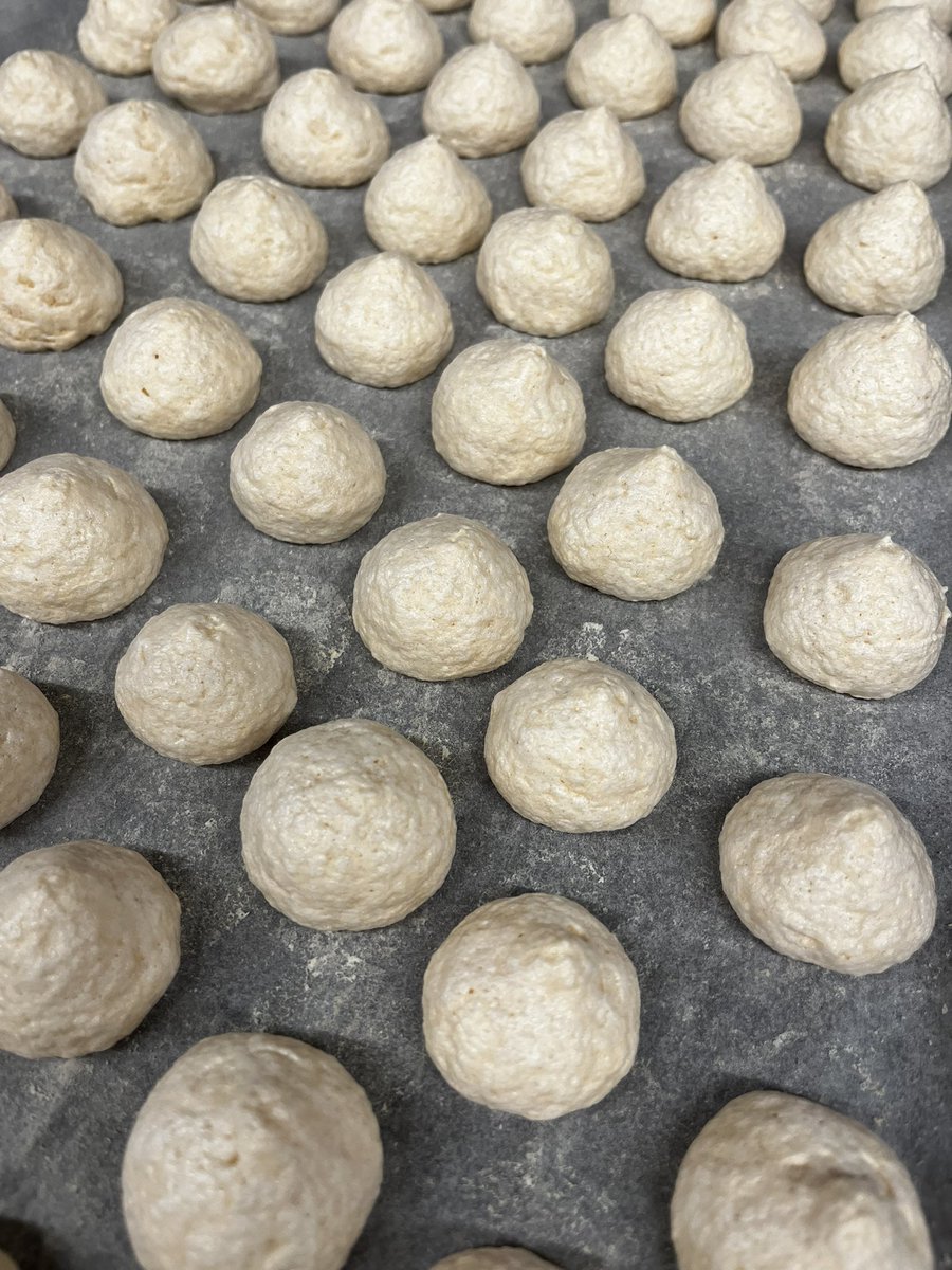 メレンゲ大量発生中🔥