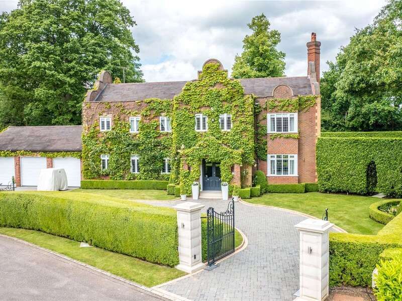 As Seen On Jitty 🕵🏻‍♀️ tweet media