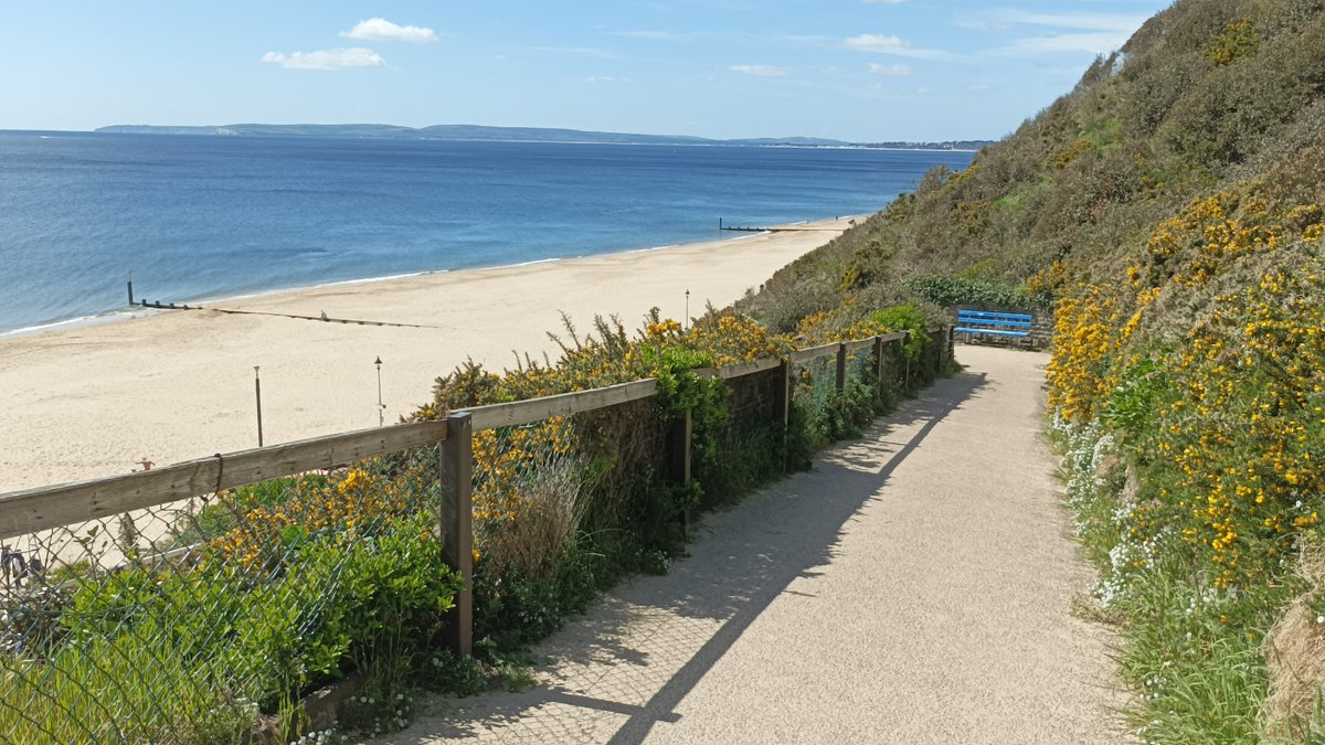 Southbourne Beach in Bournemouth has just been named the best in the south of England for 2024 according to The Times.

We are very privileged here at the College to be a short walk away from Bournemouth’s  9.5 miles of beautiful sandy beach.

thetimes.com/travel/destina…