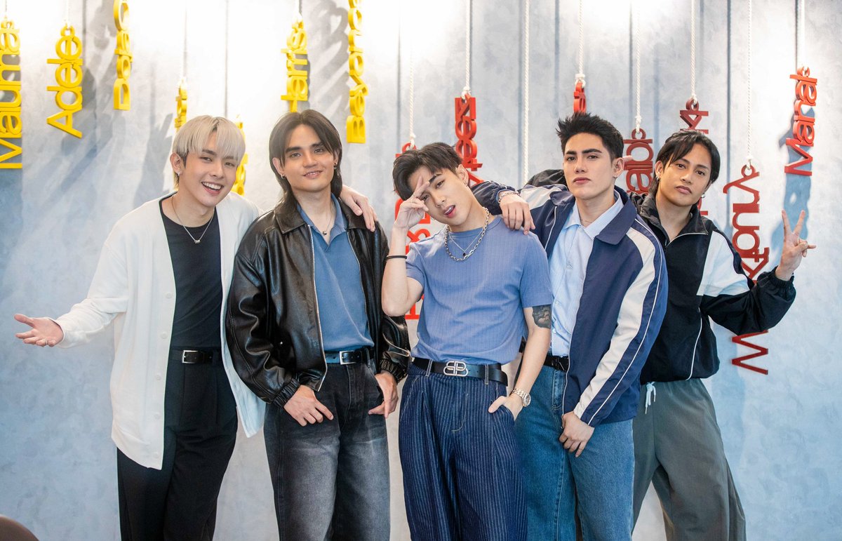atin_key's tweet photo. they are my FAVORITE ASIAN ACT, SB19 from the PHILIPPINES.

SB19 WON AT NICKELODEON
@SB19Official #SB19
#SB19WinsKidsChoiceAwards https://t.co/7NA6U8xS1B