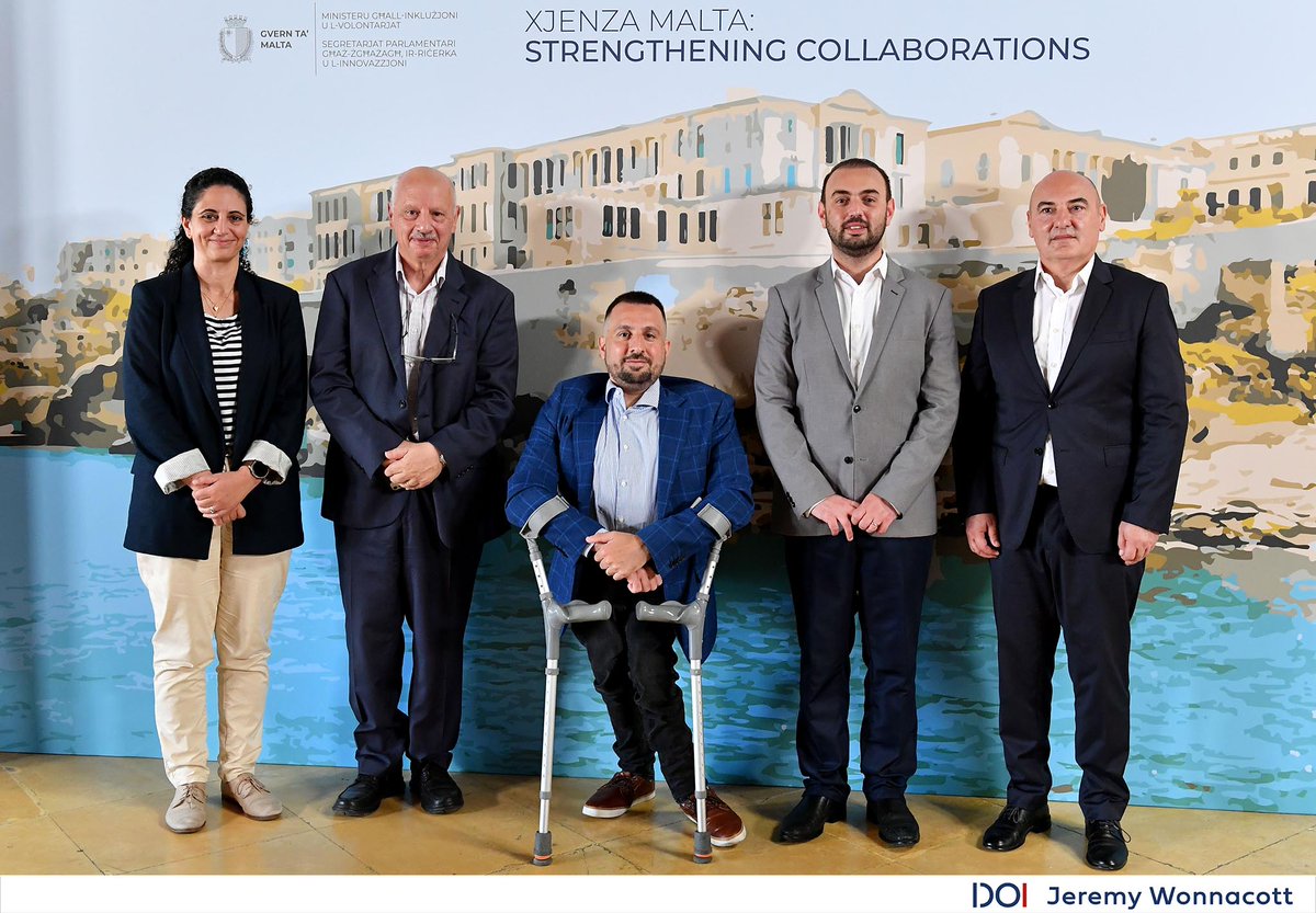 Xjenza Malta (@mt_xjenzamalta) on Twitter photo Yesterday, Science Malta signed MoUs with the <a href="/UMmalta/">University of Malta</a>, the Malta Chamber of Scientists, and Aġenzija Sapport. These MOUs are designed to bolster Malta's STEM sectors, whilst fostering a vibrant R&I ecosystem.
#Malta #Science #Innovation Yesterday, Science Malta signed MoUs with the <a href="/UMmalta/">University of Malta</a>, the Malta Chamber of Scientists, and Aġenzija Sapport. These MOUs are designed to bolster Malta's STEM sectors, whilst fostering a vibrant R&I ecosystem.
#Malta #Science #Innovation