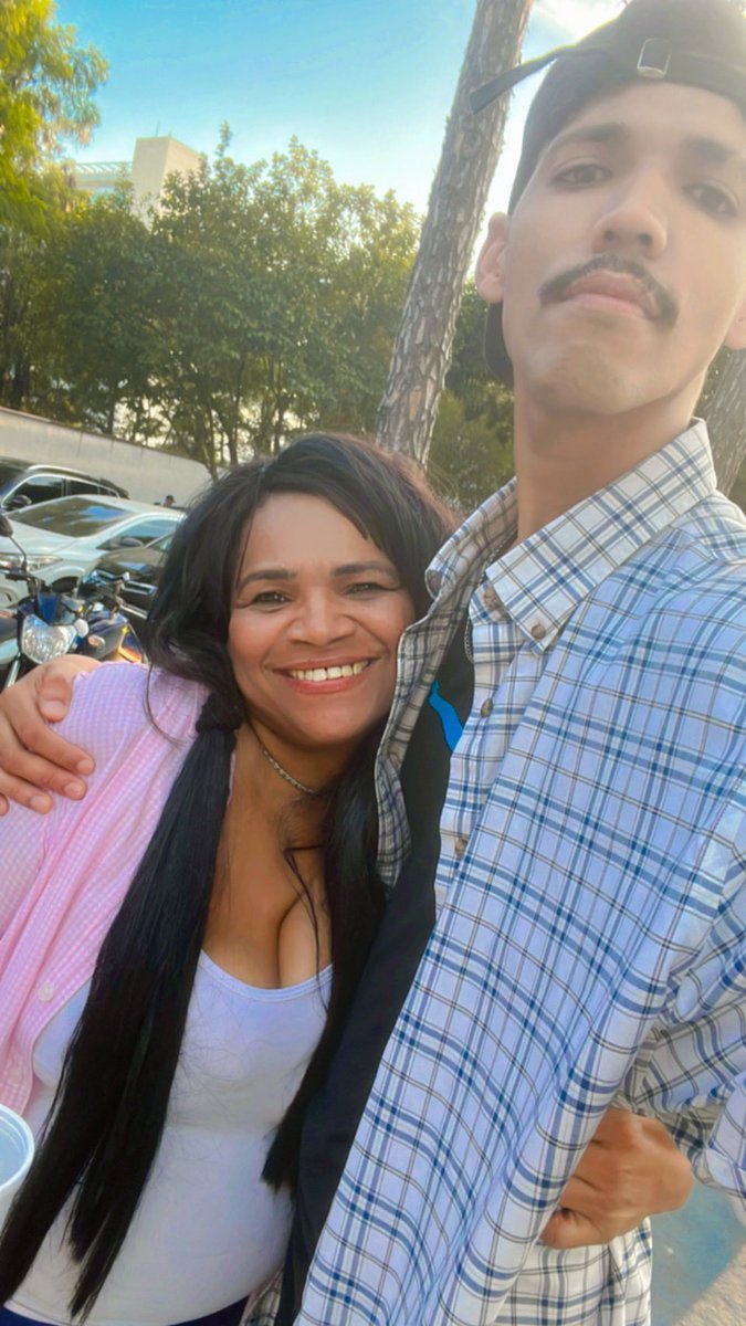 AssisAna50198's tweet image. Meu primeiro amor  🫶🏾 parabéns vida !!