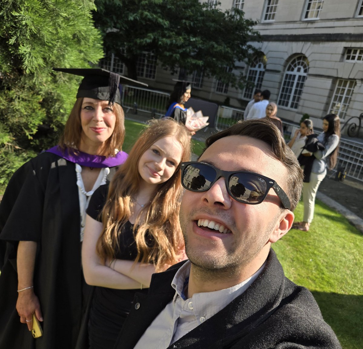 denvamorton's tweet photo. Graduation Ready 💪 #leedsBeckettGrads https://t.co/fLpZJPPAli