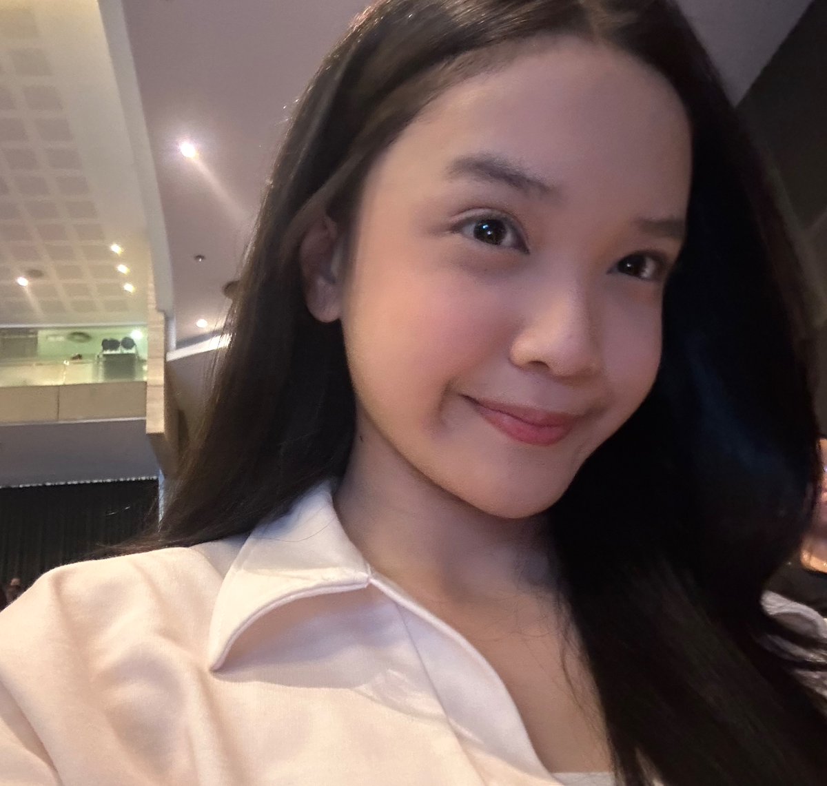 Ribka_JKT48's tweet photo. soreee, ga nyangka besok udah jadwal vc ajaa?? see u tomorrow😋 https://t.co/ZT8QQe1BGB