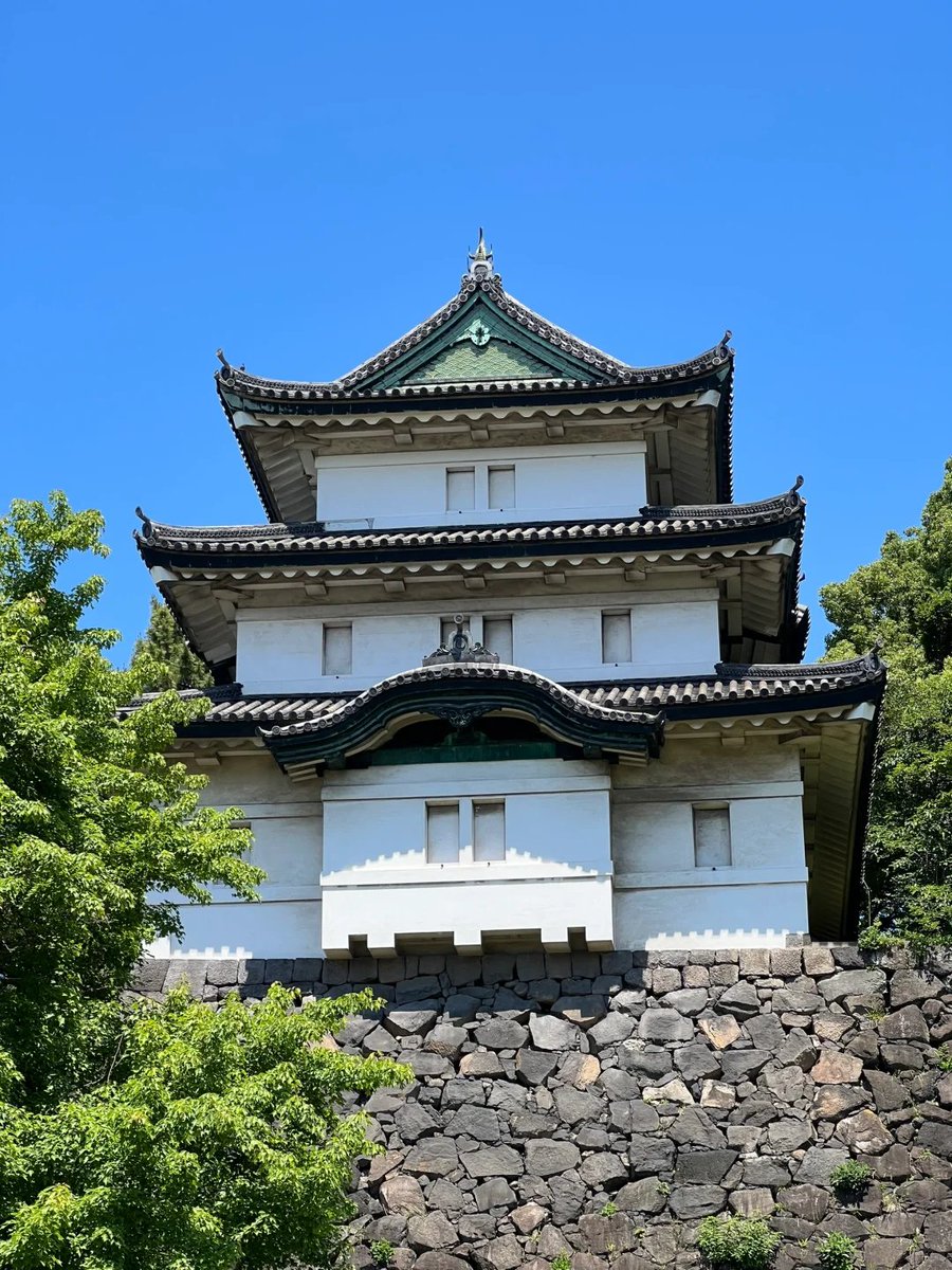 lingxiang5267's tweet photo. 東京・皇居⛩️本日の天気は晴れ☀️
雲ひとつない快晴で、気分も最高~
#東京
#皇居 https://t.co/ewE1F1kHyX
