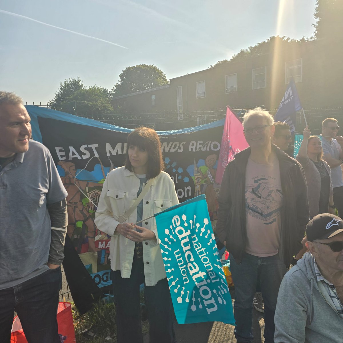 NEU East Midlands tweet media