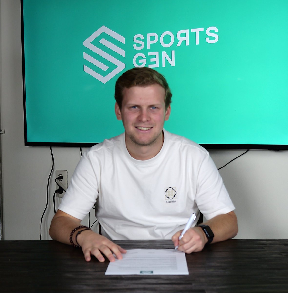 SportsGen tweet media