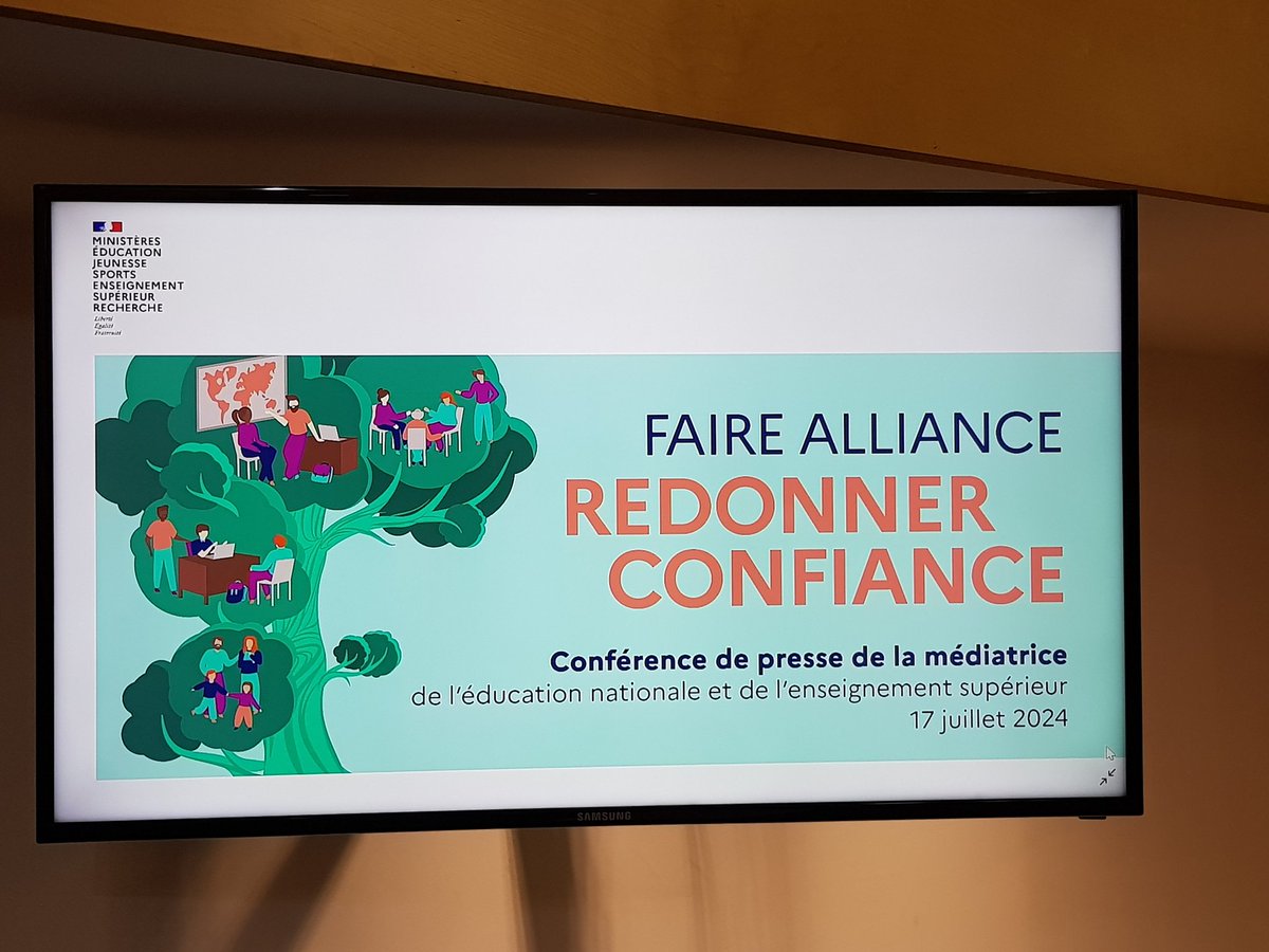 DOUMENCG's tweet photo. Présentation  du rapport   de la Médiatrice  de l'éducation nationale et de l'enseignement supérieur  "Faire alliance, redonner confiance " devant  la presse https://t.co/HlN6594rs3