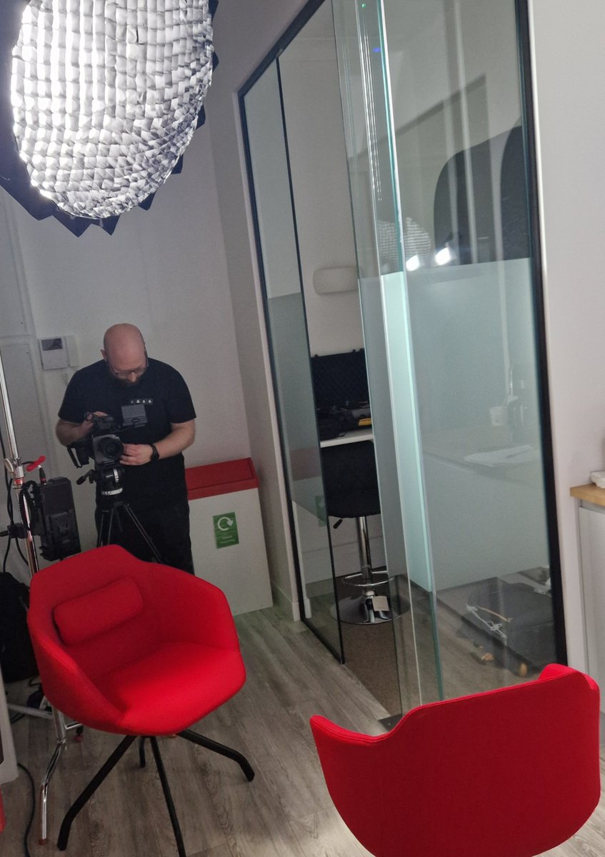 BritSocHaem's tweet image. Some exciting filming 🎥🎥 taking place today at BSH HQ with UKRI and @CassPro