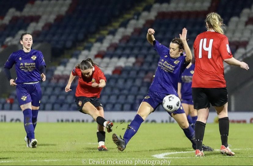 JennieC08's tweet photo. Are you an attacking player, who likes to score goals? ⚽️

@FCUnitedWomen are still offering trials this summer:

• UEFA A Licence Coaching ⚽️
• Play in our stadium 🏟️
• Ambitious club 🏆
• Paid to play 💷 

Apply: https://t.co/u0Ihc4xS6o

#womensfootball #footballtrial https://t.co/B0BUWYCkJs