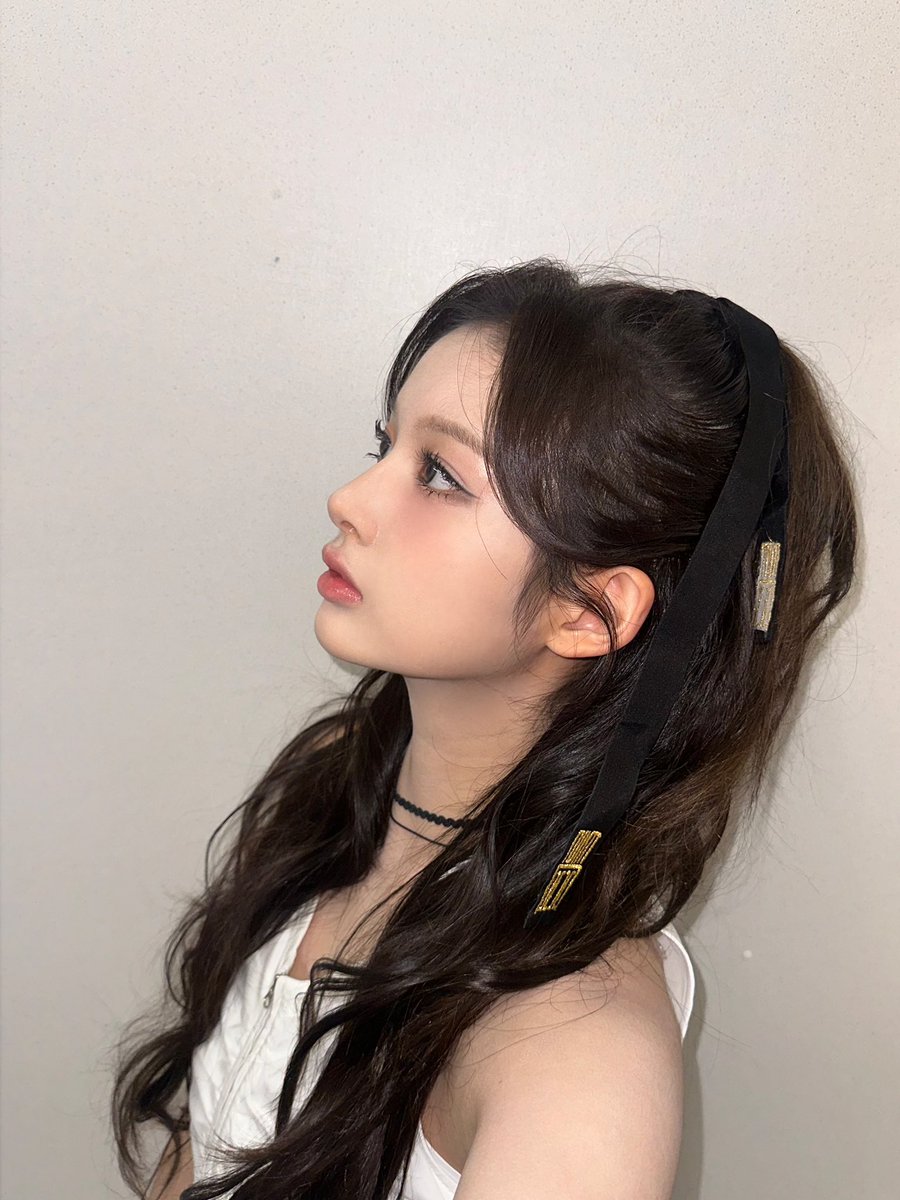 WE_NMIXX's tweet photo. 너무너무 재밌었던😝✨💛☘️🌱☁️🫧

#NMIXX #엔믹스
#설윤 #SULLYOON https://t.co/K6Lacxu6Gp