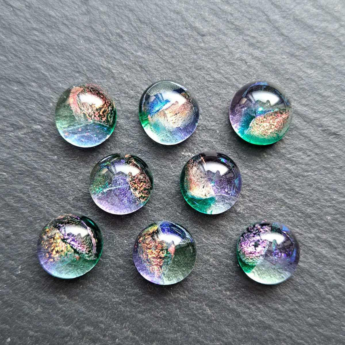 tenpausagi's tweet photo. 7月19日、20時から
メルカリにて、出品予定です✨
宜しくお願い致します🙇♀️
また今回もミックスカラーばかりとなります🎵
#ガラス #ハンドメイド #ナギット #アクセサリー #フュージング #glassfusing #glass #fusing #レジンパーツ #ハンドメイドアクセサリー #ハンドメイド好きさんと繋がりたい https://t.co/tHdvBZTBZ1