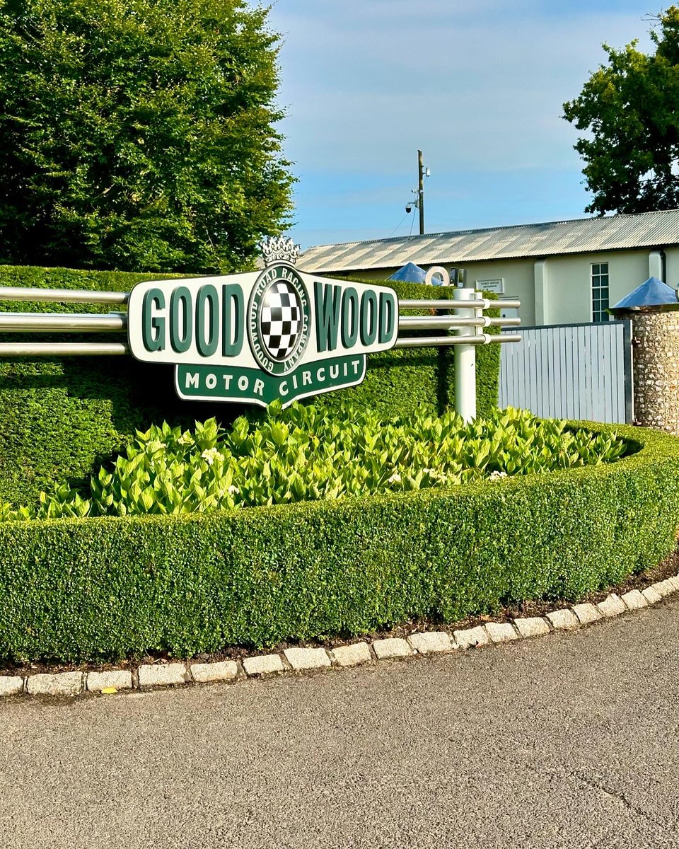 iLounge Racing tweet media