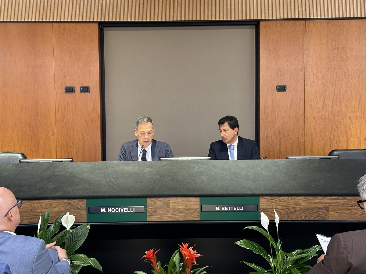 federmacchine's tweet photo. Marco #Nocivelli , vice presidente #Confindustria interviene all’assemblea #FEDERMACCHINE accanto al presidente Bruno #Bettelli https://t.co/uAeP3gDmlK