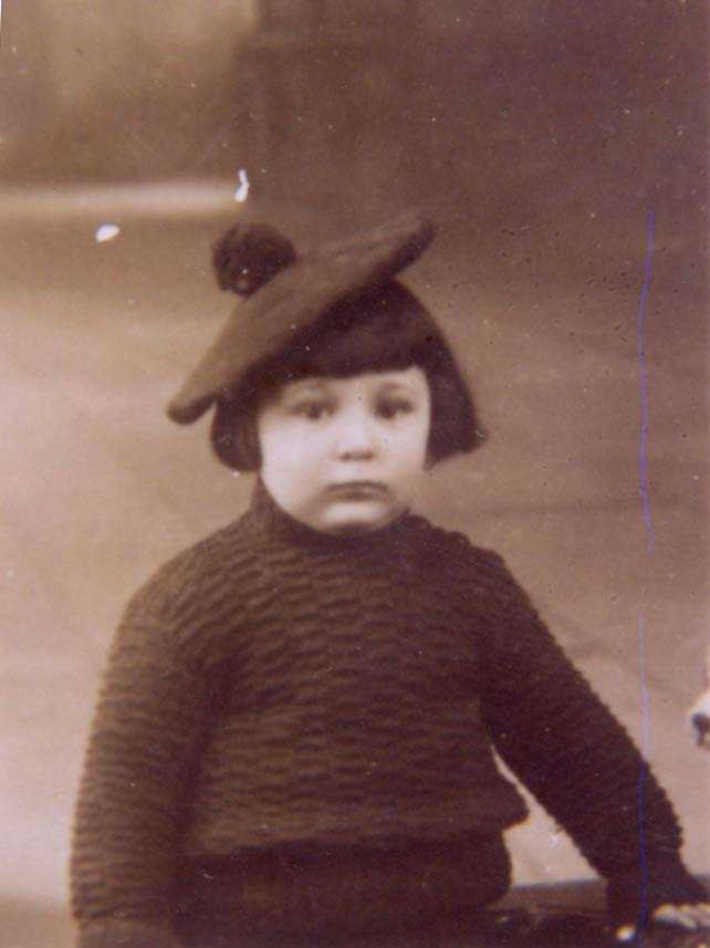 17 July 1935 | Dutch Jewish boy, Josef Butterteig, was born in Maastricht.

He was deported to #Auschwitz from #Westerbork in February 1943. He was murdered in a gas chamber after arrival selection.