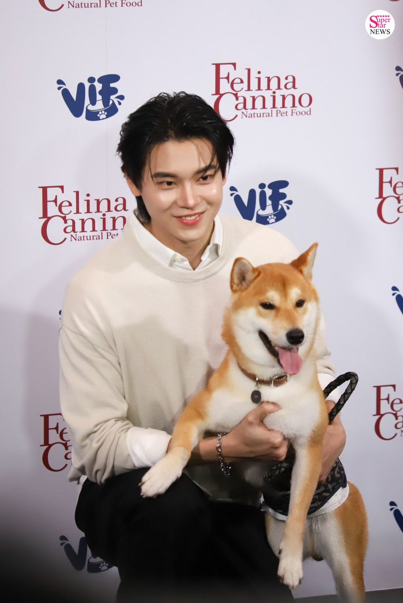 SuperstarnewsTH's tweet photo. หยิ่น วอร์ พาสัตว์เลี้ยงคู่ใจ ร่วมงานแถลงข่าวฉลองครบรอบ 9 ปี Felina Canino (เฟลิน่า คานิโน่ ) และ VIF (วิฟ) โดยบริษัทไฮคิว ผลิตภัณฑ์อาหาร จำกัด 😻

#Yes9Happy #FelinaCaninoYes9Happy 
#warwanarat #yinyin_anw 
#YINWAR
#หยิ่นวอร์ https://t.co/BWhRCb5SUY