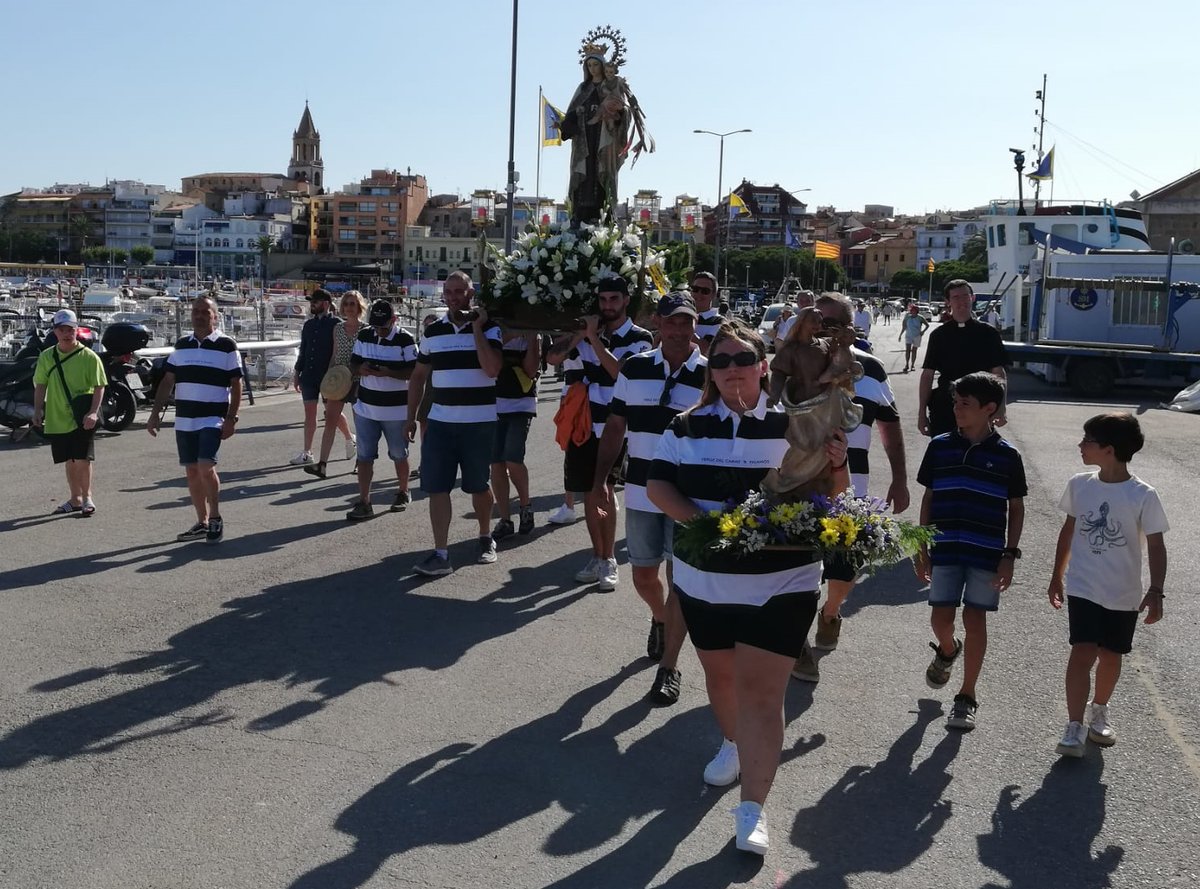 AjPalamos's tweet photo. Palamós prepara els tradicionals actes festius en honor a la Verge del Carme ✨

Llegeix la notícia: https://t.co/IjOmx7sgUS

#Palamós https://t.co/sCdDtG2vmn