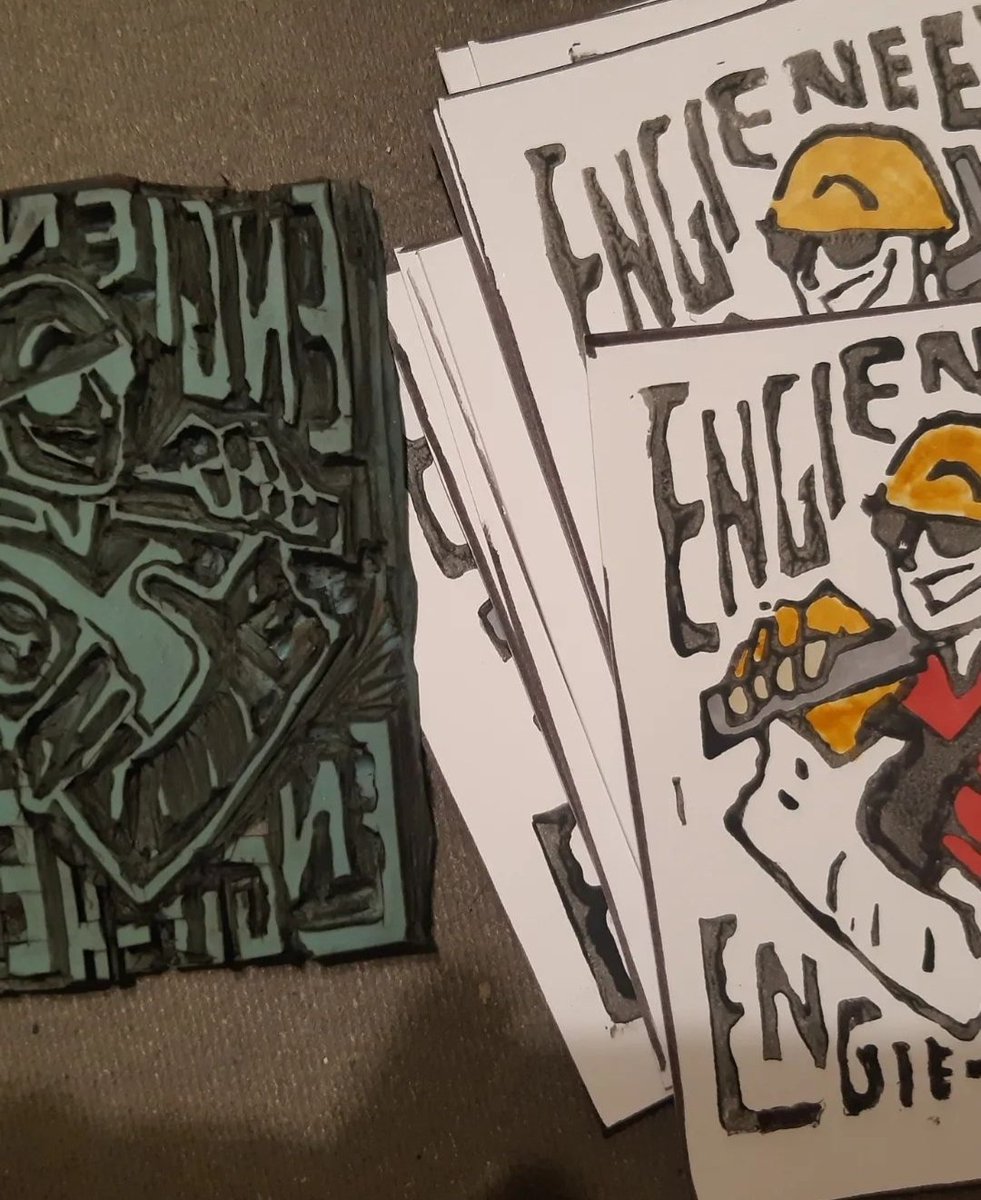 Geoporost1's tweet photo. I made stamples. Engieneer is Engie - Here! I love this dude, silly #Engineering #tf2 #tf2art #silly #engieneerisengiehere #stample #engineertf2 https://t.co/nvHjUFwE0i