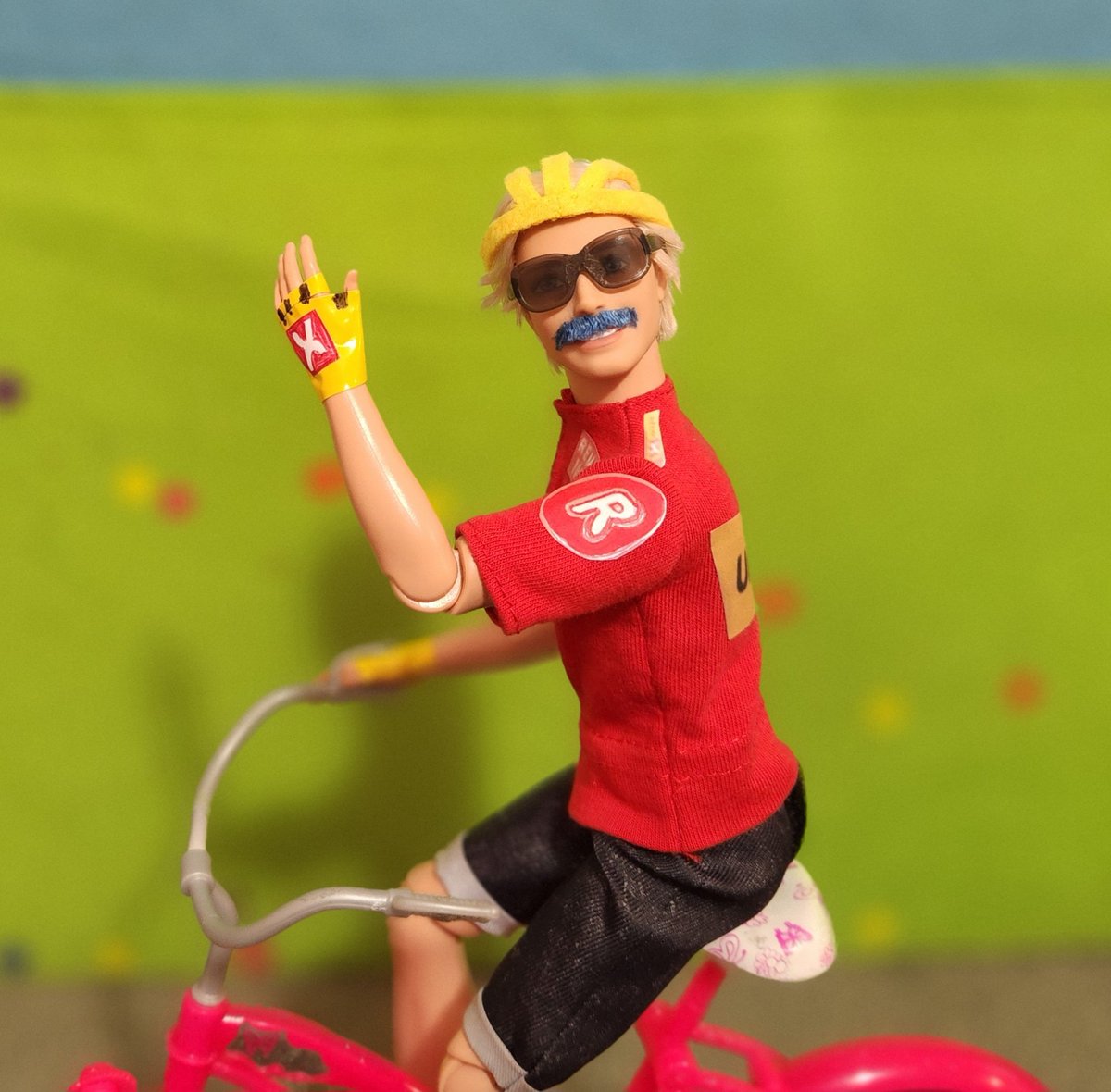 Stage 16 Gruissan to Nîmes - Can I get 200 likes for this guy #letourdepoupees #couchpeloton #letourdefrance #sbscycling #TDF2024