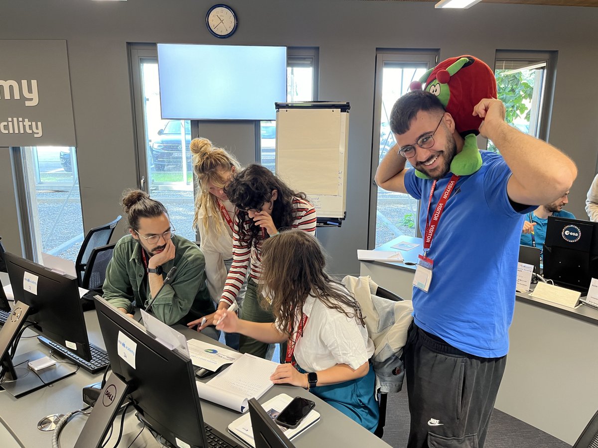 ESA Education tweet media