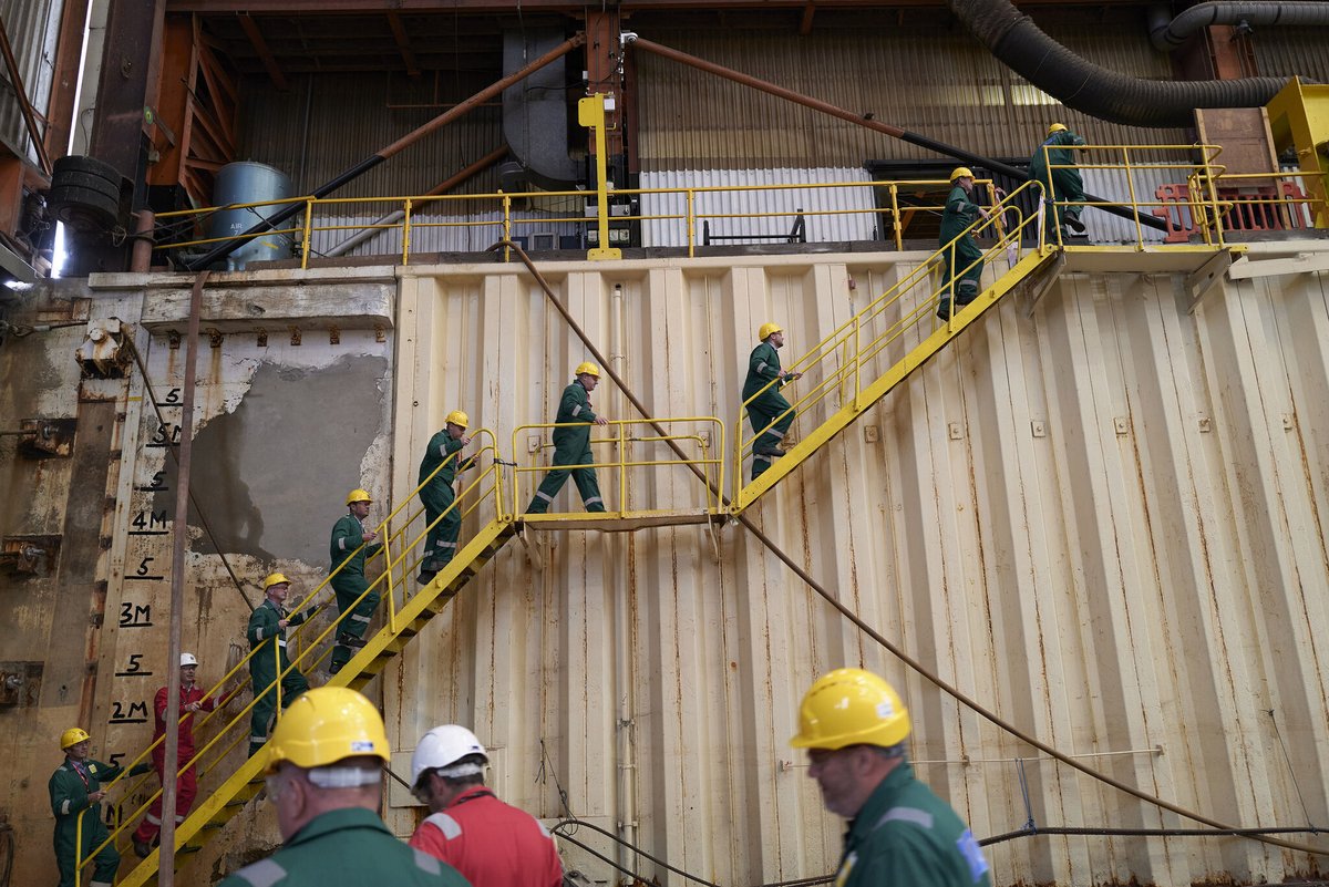 🌟 Industry Day at H&amp;W Appledore! 🌟

We hosted a marine industry event, showcasing our design, build, and support capabilities. Attendees saw the KBS Cable Barge and M55 Regeneration projects, and learned about our future investments. Thanks to all who joined!

#HarlandAndWolff